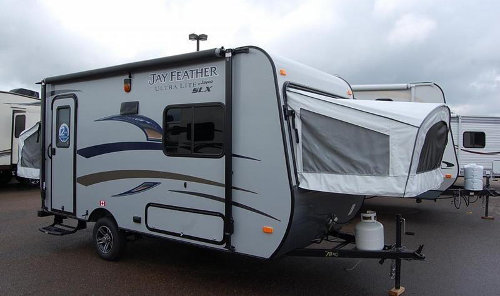 Rent hybrid trailer Denver Jayco 17